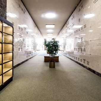 A Niche of Their Own: Personalizing Spaces of Remembrance 